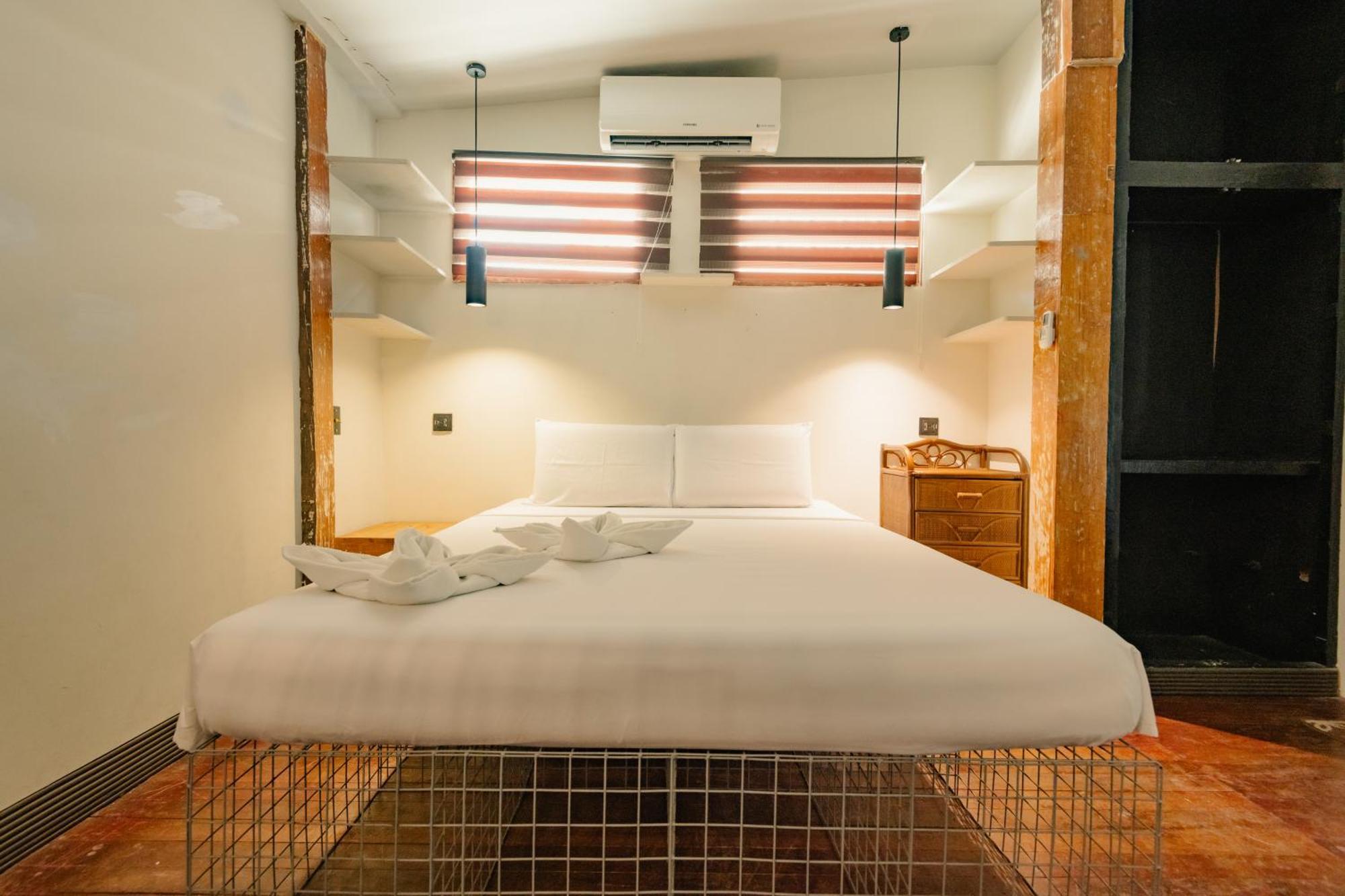 The Flying Fish Hostel סבו מראה חיצוני תמונה