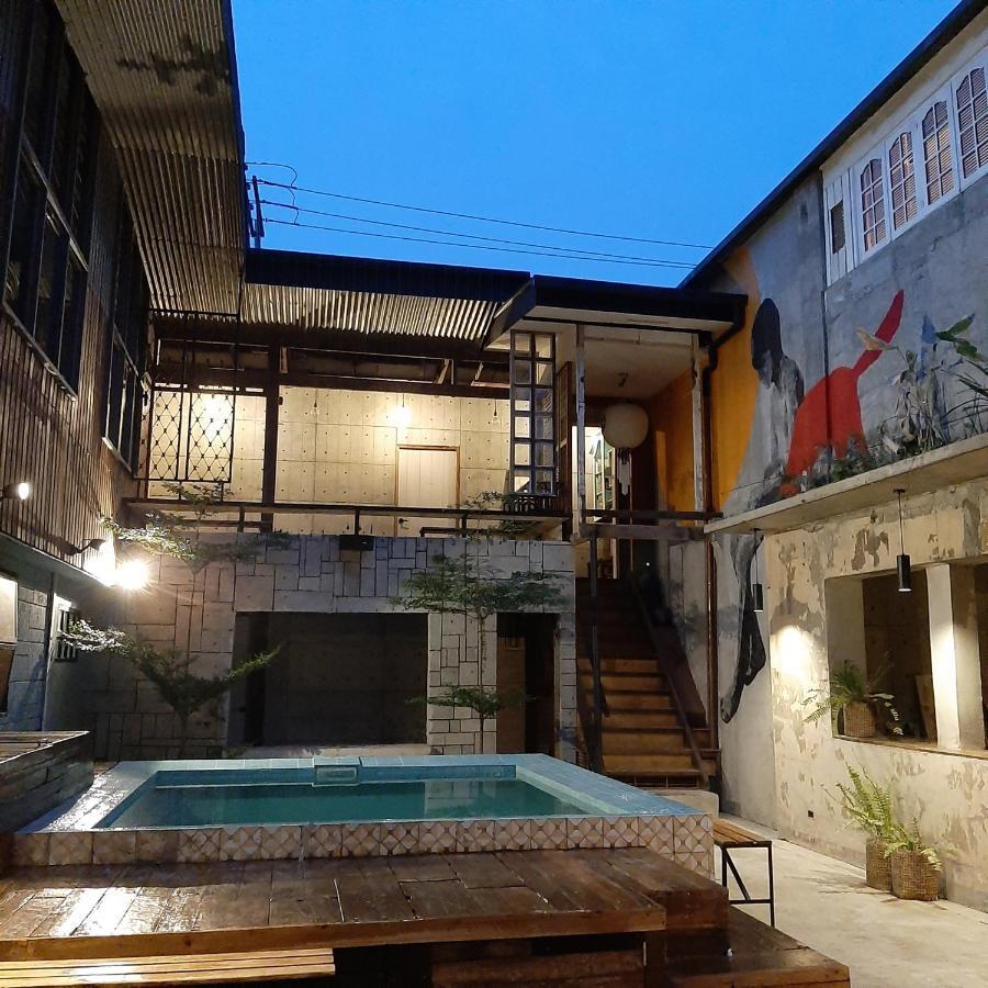 The Flying Fish Hostel סבו מראה חיצוני תמונה