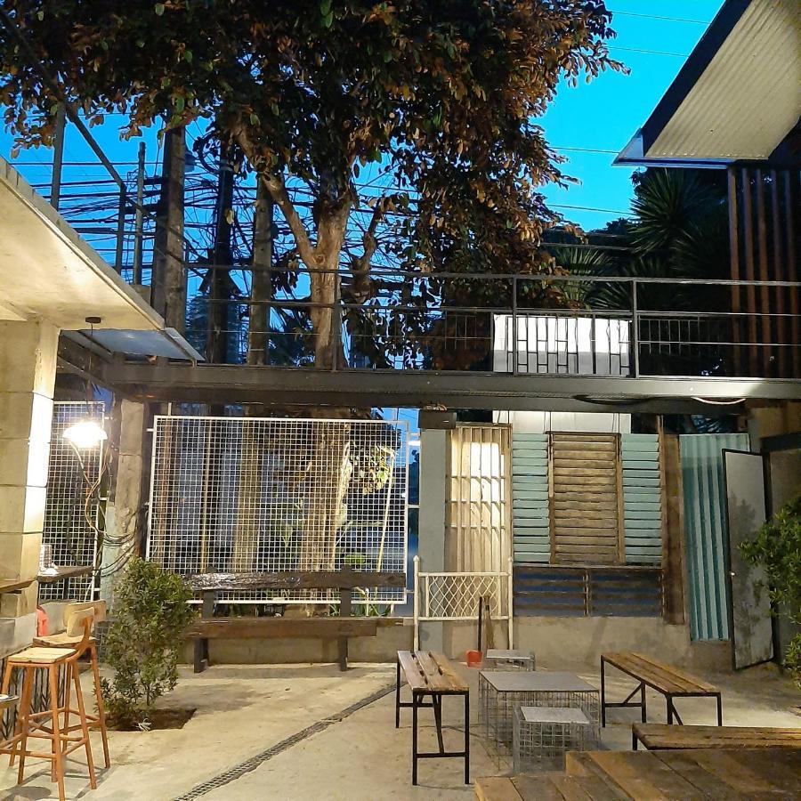 The Flying Fish Hostel סבו מראה חיצוני תמונה